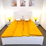 Panoramic 2Br Home-Free Parking-Ac-Top Floor